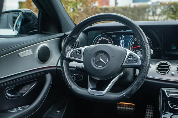 Deluxino Cazino Cazinou Aplicație Android/iOS